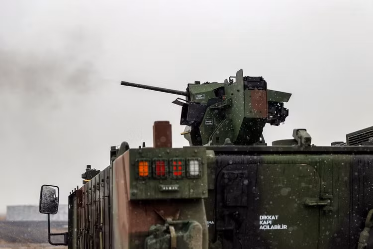 turkiye-completes-qualification-tests-of-first-electric-armored-personnel-carrier-e-z-3213025-202601161327-20260116132709-2.jpg