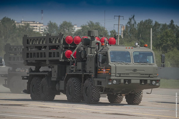 Hệ thống phòng không S-350 của Nga