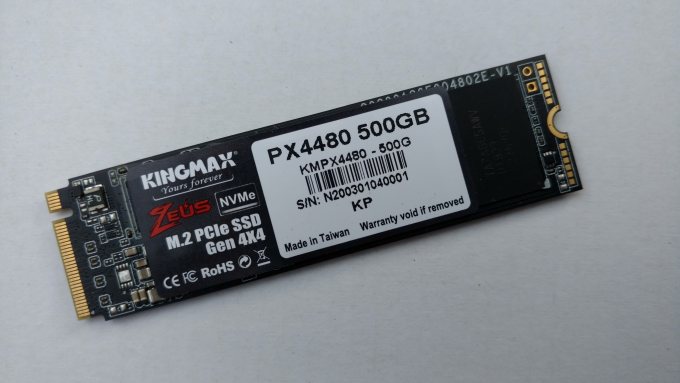 Một mẫu SSD của Kingmax được phân phối chính hãng tại Việt Nam.