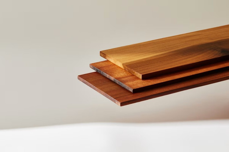 InventWood yang berpangkalan di Maryland telah mencipta bahan InventWood có trụ sở tại Maryland đã tạo ra loại vật liệu “siêu gỗ” có độ bền cao. Ảnh: CNN.