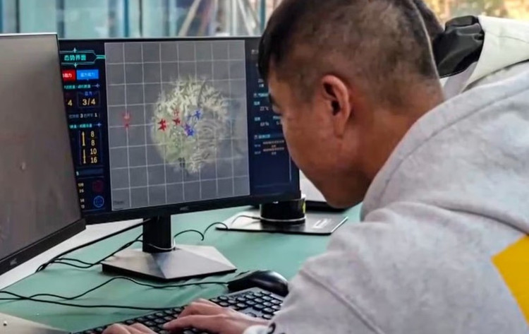 Cuộc diễn tập quân sự này là một trong số nhiều cuộc diễn tập được tiến hành tại Hứa Xương, tỉnh Hà Nam. Ảnh: CCTV.