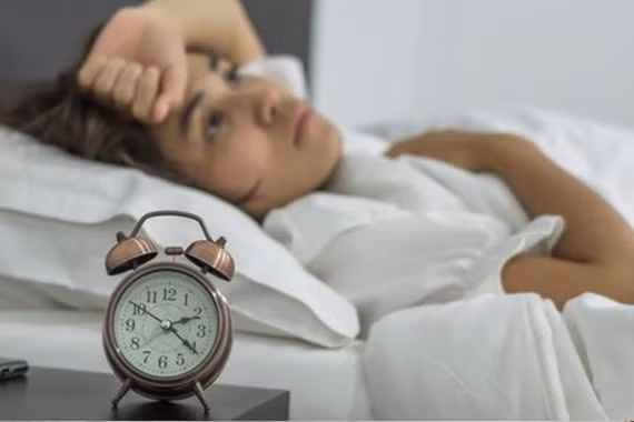 Thiếu ngủ nhẹ kéo dài gây tăng cân và bệnh tật