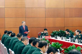 Đại biểu thảo luận tại Đoàn các văn kiện Đại hội XIV của Đảng