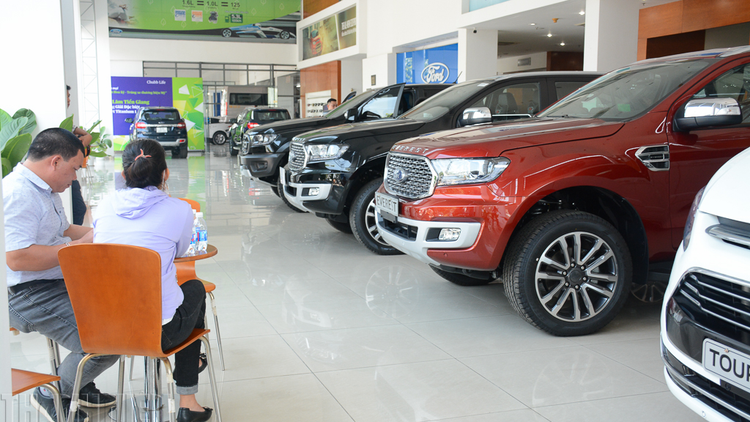 Từ ngày 1/3/2022, lệ phí trước bạ sẽ được áp dụng theo quy định tại Nghị định 10/2022/NĐ-CP. Ảnh: Bá Hùng