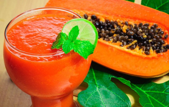 Nước ép đu đủ chanh giúp tăng cường miễn dịch.