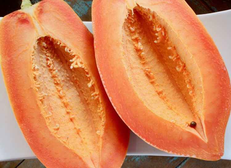 Đu đủ giàu vitamin và chất xơ tốt cho tiêu hóa và sức khỏe tổng thể...