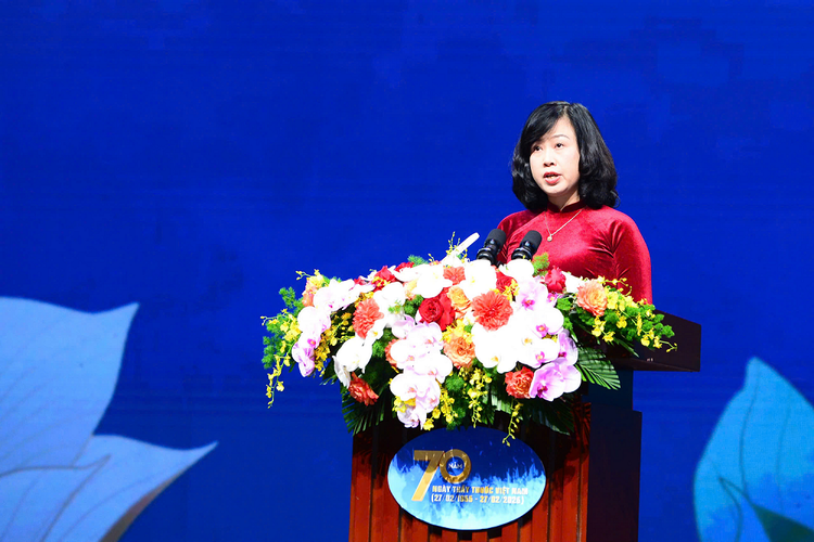 Bộ trưởng Bộ Y tế Đào Hồng Lan phát biểu tại buổi lễ - Ảnh: T.MINH