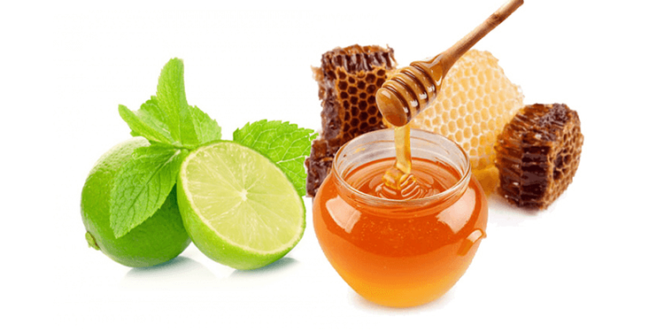 Mật ong và chanh có thể giúp làm dịu cổ họng, chữa đau họng - một bệnh thường gặp.