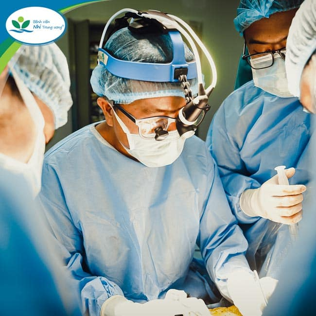 Các bác sĩ Bệnh viện Nhi Trung ương làm chủ hoàn toàn kỹ thuật ghép gan, cứu sống nhiều bệnh nhi nguy kịch - Ảnh BVCC