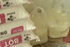 Hàng trăm tấn mì sợi chứa hóa chất độc hại được tiêu thụ tại TP HCM