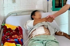 Cứu sống bệnh nhân bị thủng túi thừa ruột non, đại tràng gây áp xe nặng