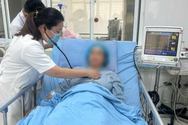 Chữa trị thành công bệnh nhân suy hô hấp cấp sau đuối nước tại Cẩm Phả