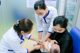 FDA xem xét lại an toàn liệu pháp phòng virus RSV cho trẻ sơ sinh