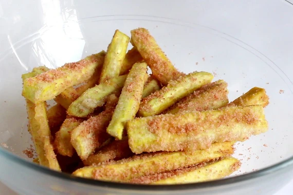 'Biến tấu' khoai lang thành 4 món ăn vặt hấp dẫn, dễ làm tại nhà