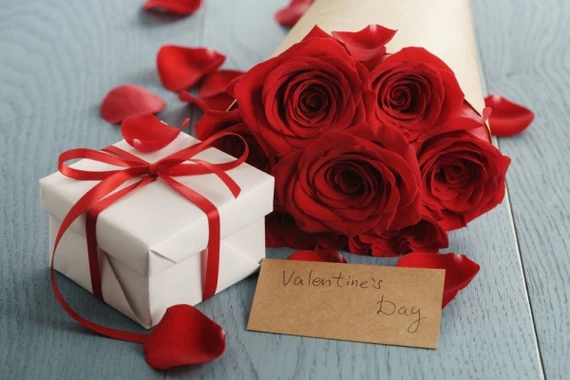 Món quà Valentine giúp sưởi ấm tình yêu xa
