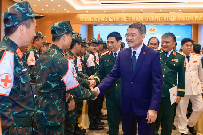 Thủ tướng Lê Minh Hưng: Giữa đổ nát, Việt Nam mang đến hy vọng