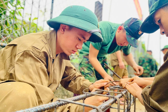 Lữ đoàn 574 quyết tâm hoàn thành tiến bộ Chiến dịch Quang Trung