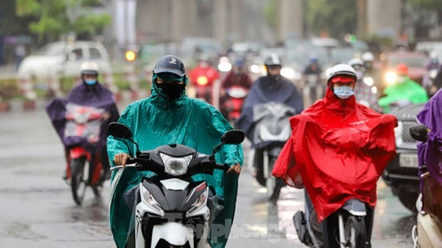 Miền Bắc tiếp tục mưa lớn diện rộng trong hôm nay và ngày mai (21-22/6).