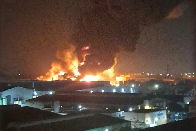 Cháy kèm theo tiếng nổ lớn ở khu công nghiệp Tiên Sơn, Bắc Ninh