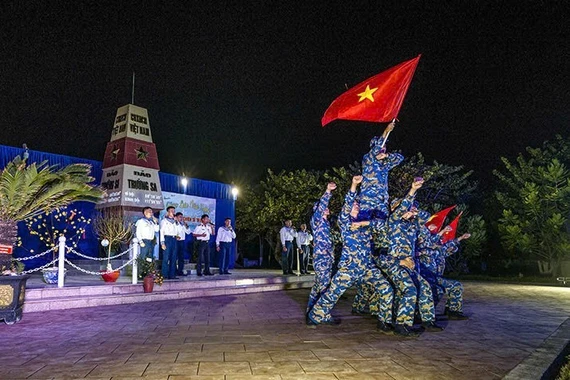 Trường Sa - Không xa (Kỳ 2): Niềm tin về Đảng giữa trùng khơi