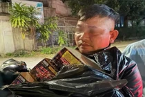 Khánh Hòa: Tạm giữ đối tượng buôn bán pháo hoa nổ qua mạng xã hội