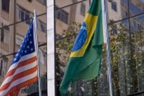 [VIDEO] Mỹ áp thuế 25% hàng Brazil từ 22/7, miễn trừ cà phê và thịt bò