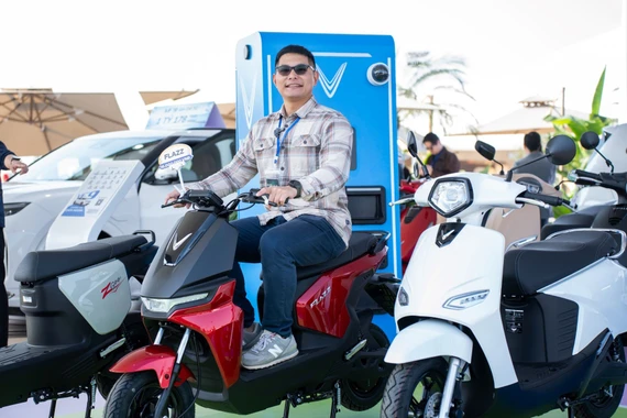 VinFast Flazz: Thiết kế chất, dễ vận hành với 2 pin, lựa chọn xứng đáng 