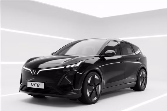 Thay đổi toàn diện, giá ngang xe xăng cỡ C: VinFast VF 8 thế hệ mới