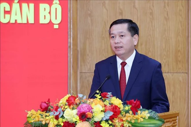 Cải cách tổ chức và nâng cao năng lực tham mưu của Đảng bộ trung ương