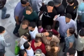 Cần Thơ xác minh vụ cướp giật dây chuyền tại điểm du lịch liên Hoa Bảo Tháp