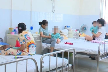 Bé 8 tuổi tử vong do bệnh tay chân miệng, cách phát hiện biến chứng