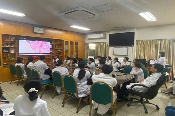 Kỳ tích cứu cô gái 17 tuổi nhờ giải mã căn bệnh hiếm gặp nhất thế giới