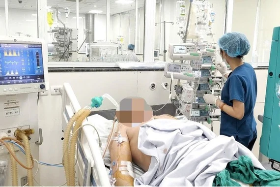 Tay chân miệng, sốt xuất huyết gia tăng ca nặng, Bộ Y tế cảnh báo nóng