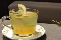 Thức uống giúp giảm nguy cơ gout bùng phát khi trời lạnh