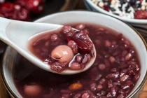 Mùa hè ăn gì để tiêu hóa khỏe, cơ thể nhẹ nhõm?