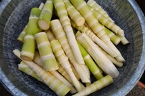 Măng tươi tốt cho sức khỏe, nhưng nhóm người này không nên ăn