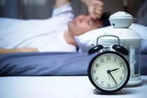 6 sai lầm phổ biến khiến tóc bạc sớm