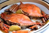 Mẹo hấp cua đơn giản vỏ đỏ, thịt mềm, ăn mê mẩn