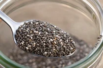Uống hạt chia buổi tối muộn, thói quen tưởng tốt nhưng tiềm ẩn rủi ro