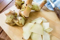 Lợi ích bất ngờ của củ riềng đối với sức khỏe