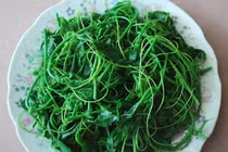 Rau lạc tiên - vị thuốc dân gian giúp người lớn tuổi cải thiện giấc ngủ