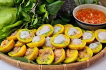 Tự làm bánh khọt ngon như ngoài hàng với nguyên liệu dễ tìm