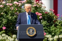 Tổng thống Mỹ không trừng phạt Nga sau điện đàm với Putin