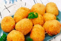 Tự làm cá viên phô mai ngon, đơn giản tại nhà chỉ trong vài bước