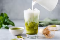 Bí quyết thưởng thức matcha latte mà vẫn kiểm soát cân nặng