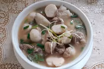 Bí quyết nấu canh khoai từ sườn non thơm ngon, bổ dưỡng