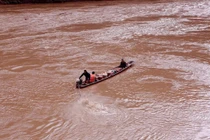 Nghệ An dừng tiếp nhận cứu trợ cho tâm lũ Nhôn Mai ở điểm Mỹ Lý 