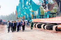 Khởi công dự án Cảng nước sâu Cửa Lò - đòn bẩy để phát triển kinh tế 