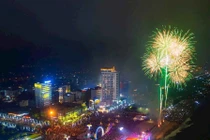 Nghệ An tổ chức đại tiệc âm nhạc, bắn pháo hoa mừng năm mới ở biển Cửa Lò