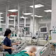 Ăn tiết canh, người đàn ông 45 tuổi viêm màng não, phù não nguy kịch